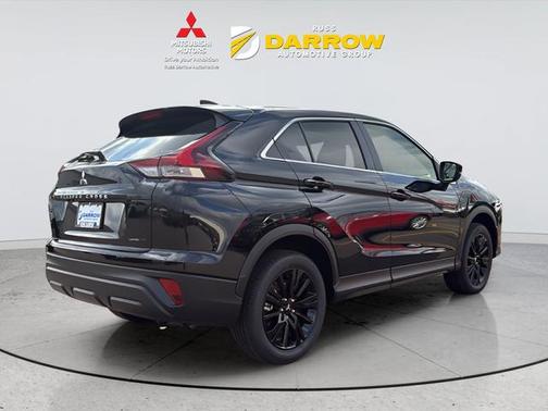 Labrador Black Pearl 2026 Mitsubishi Eclipse Cross LE
