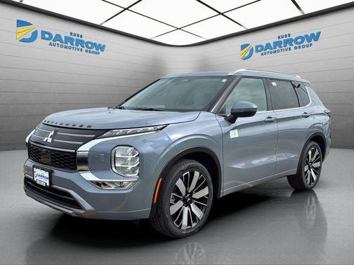 Gray 2026 Mitsubishi Outlander SEL 2.5 S-AWC