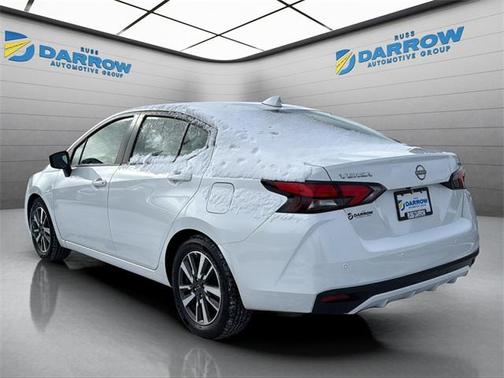 2023 Nissan Versa 1.6 SV