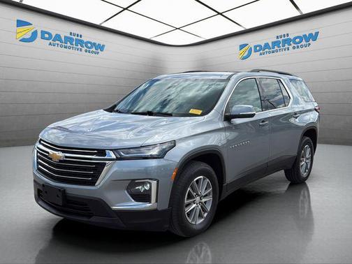 Sterling Gray Metallic 2023 Chevrolet Traverse LT Cloth