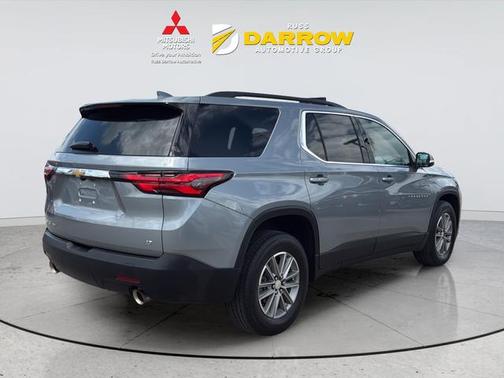 Sterling Gray Metallic 2023 Chevrolet Traverse LT Cloth