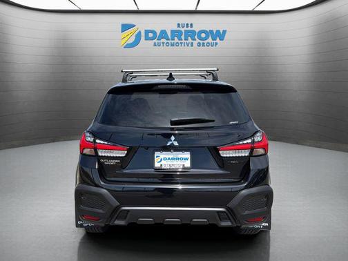 Labrador Black Pearl 2026 Mitsubishi Outlander Sport