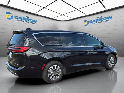 2024 Chrysler Pacifica Hybrid Select