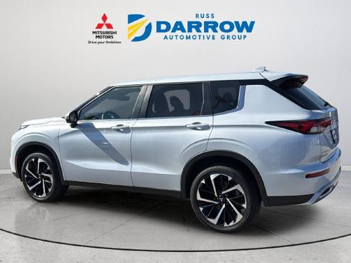 White Diamond 2023 Mitsubishi Outlander SE S-AWC