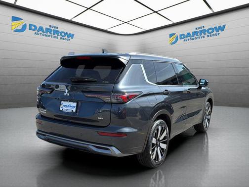 Gray 2026 Mitsubishi Outlander SEL 2.5 S-AWC