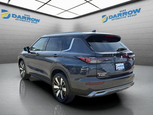 Gray 2026 Mitsubishi Outlander SEL 2.5 S-AWC