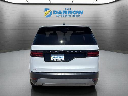 Fuji White 2024 Land Rover Discovery P300 S