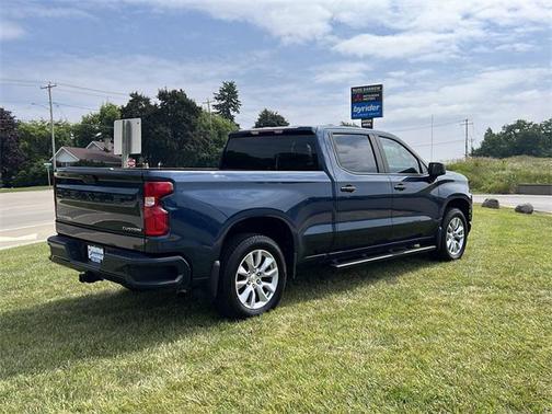2022 Chevrolet Silverado 1500 Custom