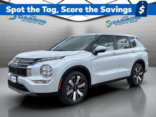 White Diamond 2026 Mitsubishi Outlander SE 2.5 S-AWC