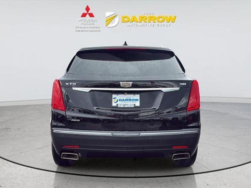 Black 2019 Cadillac XT5 Base