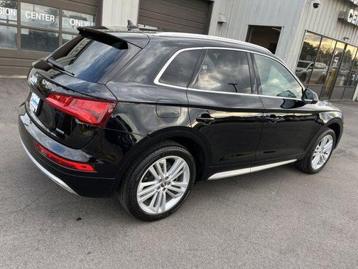2019 Audi Q5 2.0T Premium Plus