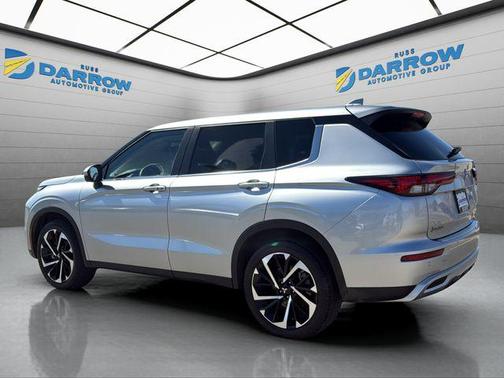 2022 Mitsubishi Outlander SE