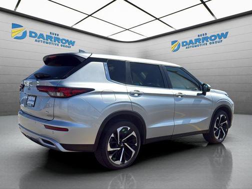 2022 Mitsubishi Outlander SE