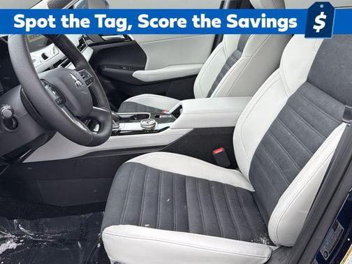 Cosmic Blue Metallic 2026 Mitsubishi Outlander SE 2.5 S-AWC