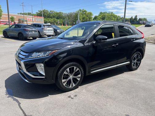 2020 Mitsubishi Eclipse Cross SE