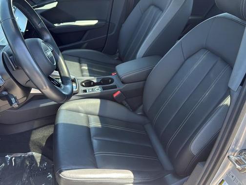 Florett Silver Metallic 2024 Audi A3 Premium