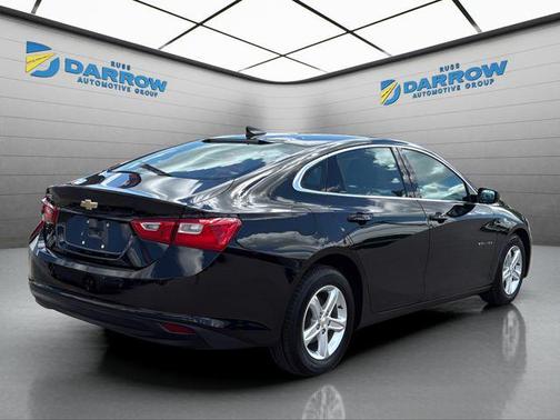 Mosaic Black Metallic 2022 Chevrolet Malibu 1LS