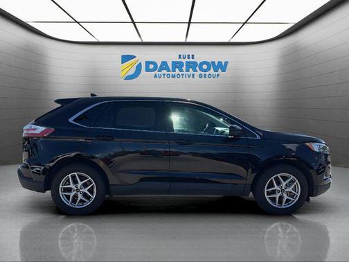 Black Metallic 2024 Ford Edge SEL
