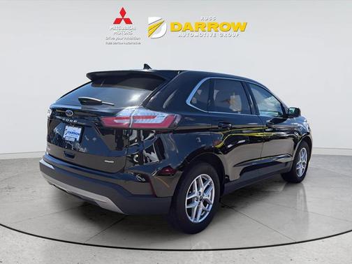 Black Metallic 2024 Ford Edge SEL