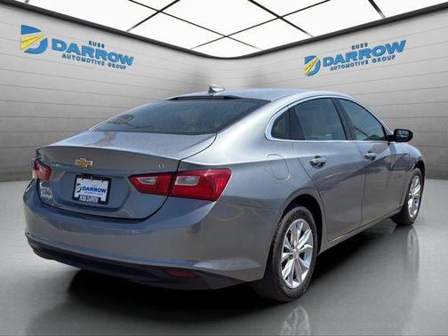Sterling Gray Metallic 2023 Chevrolet Malibu FWD 1LT