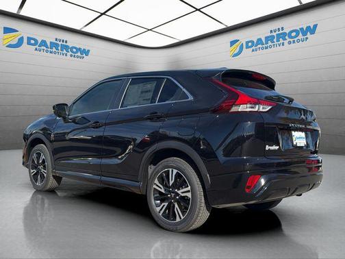 Labrador Black Pearl 2026 Mitsubishi Eclipse Cross SEL