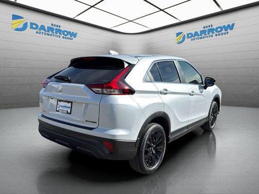 White Diamond 2026 Mitsubishi Eclipse Cross LE