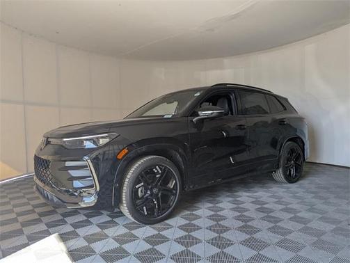 2025 Volkswagen Tiguan 2.0T SE R-Line Black