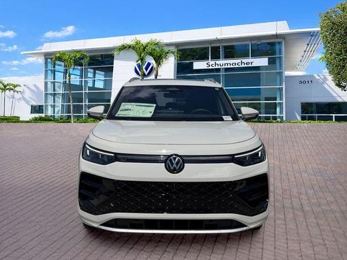 Sandstone 2026 Volkswagen Tiguan 2.0T SEL R-Line