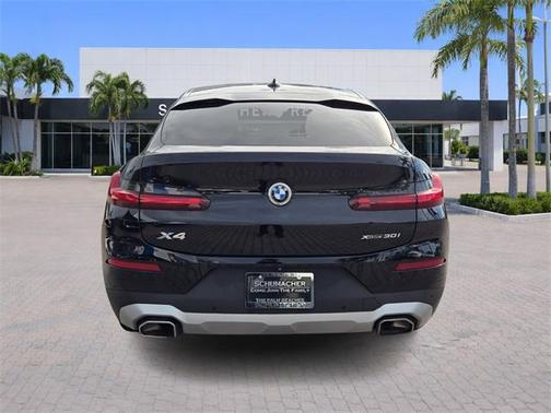 2022 BMW X4 xDrive30i