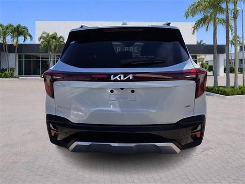 2024 Kia Seltos EX
