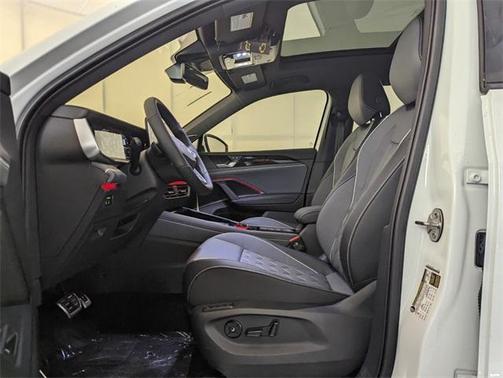 2026 Volkswagen Tiguan 2.0T SEL R-Line