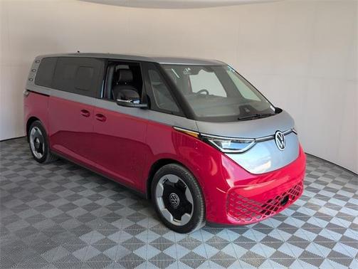 2025 Volkswagen ID. Buzz Pro S Plus