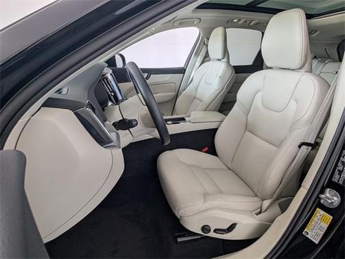 2024 Volvo XC60 B5 Core