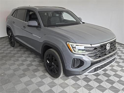 2025 Volkswagen Atlas Cross Sport 2.0T SE w/Technology