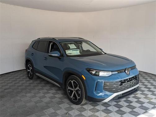 2025 Volkswagen Tiguan 2.0T SE