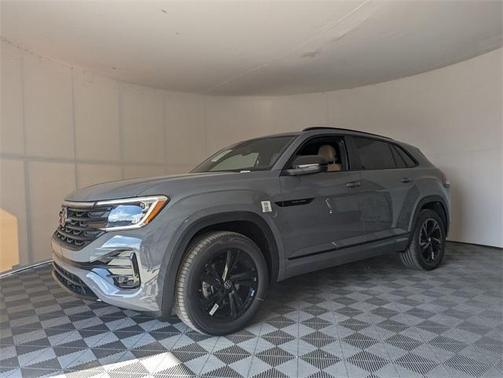 2026 Volkswagen Atlas Cross Sport 2.0T SEL R-Line Black