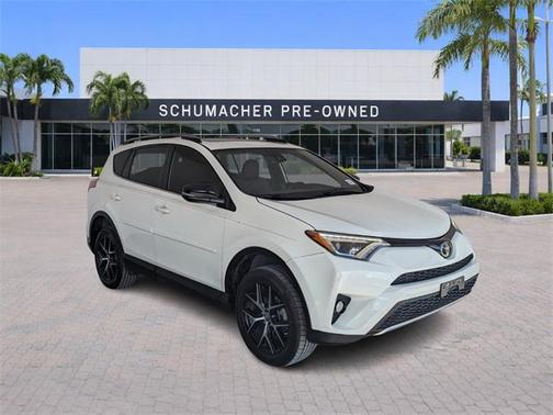 2018 Toyota RAV4 SE