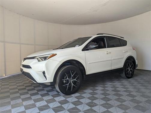 2018 Toyota RAV4 SE