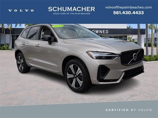 2025 Volvo XC60 Plug-In Hybrid T8 Core