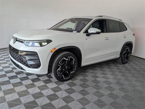 2025 Volkswagen Tiguan 2.0T SEL R-Line