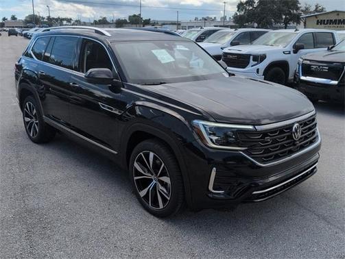 2026 Volkswagen Atlas 2.0T SEL Premium R-Line