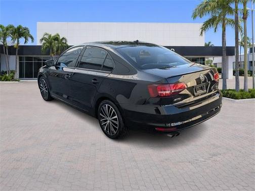2016 Volkswagen Jetta 1.8T Sport