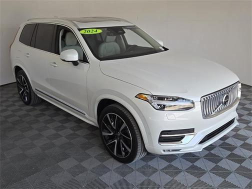 2024 Volvo XC90 B6 Ultimate Bright Theme 7-Seater