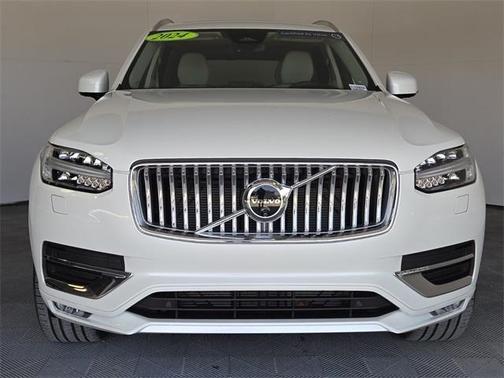 2024 Volvo XC90 B6 Ultimate Bright Theme 7-Seater
