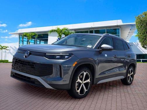 Gray 2026 Volkswagen Tiguan 2.0T SE