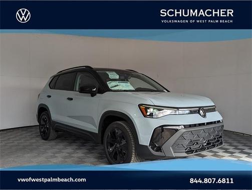 2026 Volkswagen Taos 1.5T SE Black