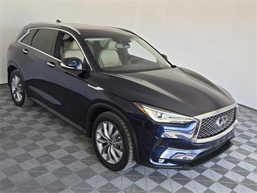 2022 INFINITI QX50 Luxe