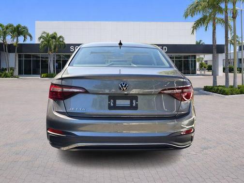 Platinum Gray Metallic 2024 Volkswagen Jetta 1.5T S