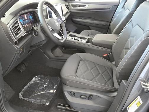 2025 Volkswagen Atlas Cross Sport 2.0T SE