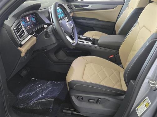 2025 Volkswagen Atlas Cross Sport 2.0T SE w/Technology